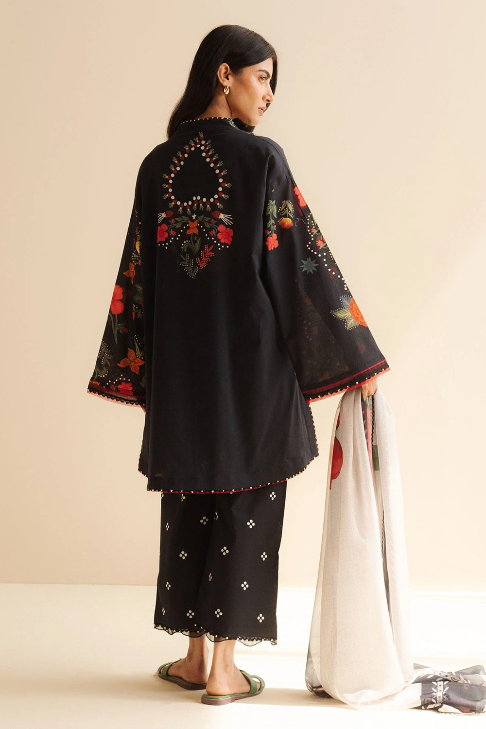 Original Factory Leftover Coco by Zara Shahjahan Digital Print Lawn - Nyra-5A - TC-1306