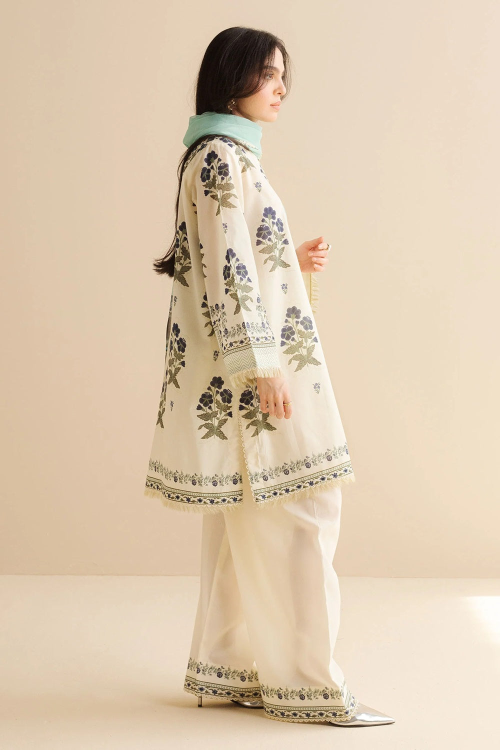 Original Factory Leftover Coco by Zara Shahjahan Digital Print Lawn - Raya-2B - TC-1313