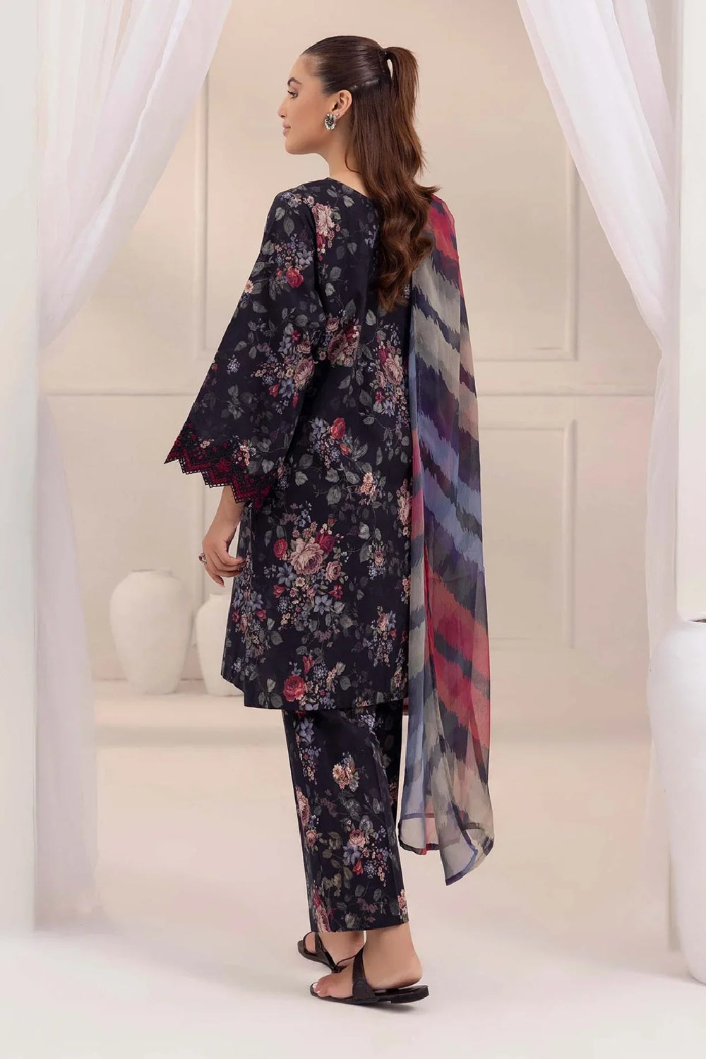 BAR0QUE EMBROIDERED LAWN EDITION'25 - TC-1224