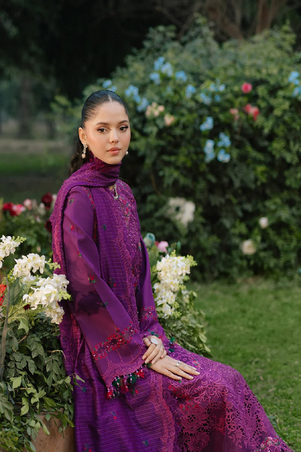 Freesia by Bin Ilyas Luxury Embroidered Lawn'25 105 - B - TC-1321