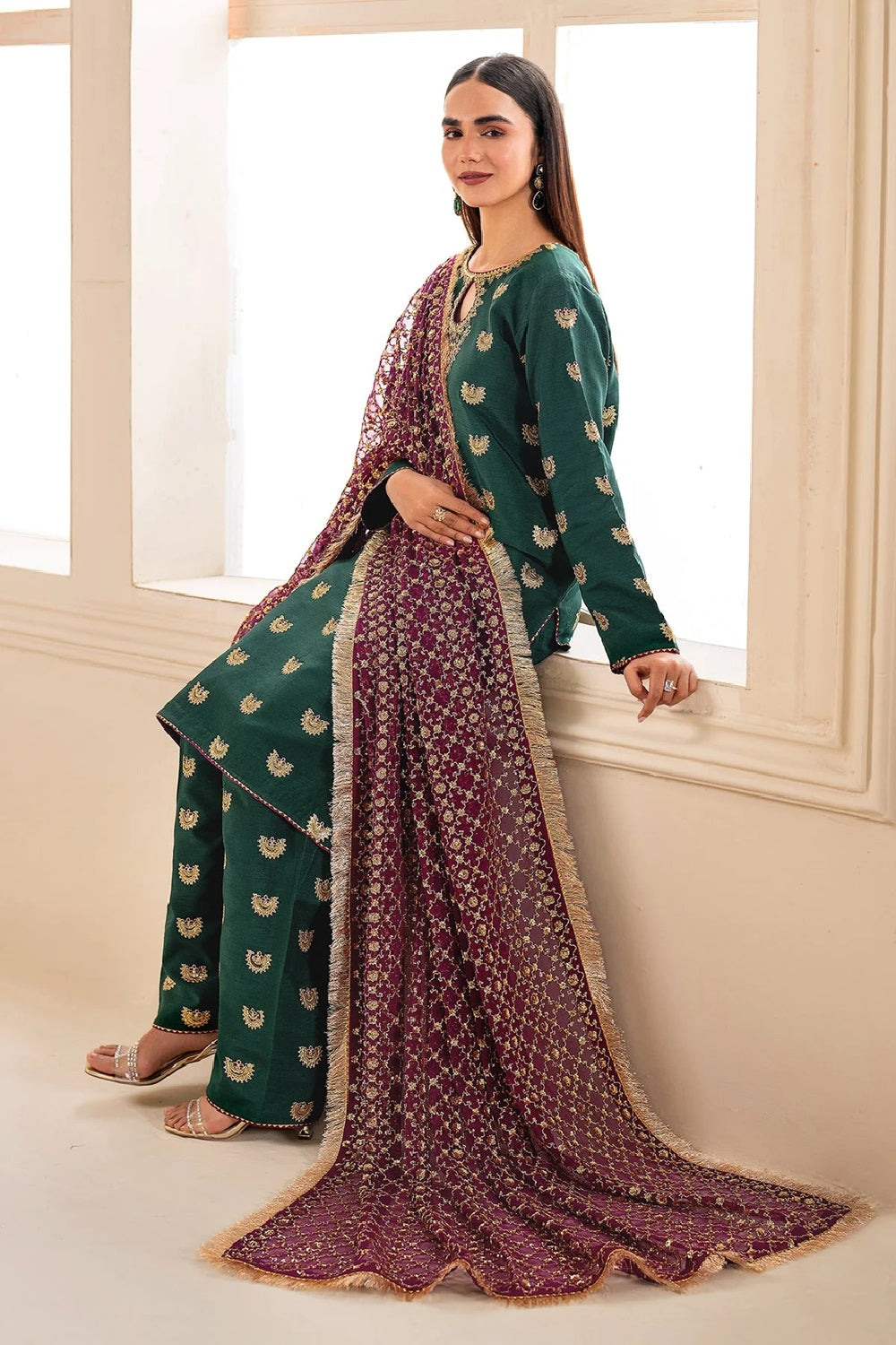 Baroque Embroidered Lawn Edition'25 - SF-614 - TC-1095
