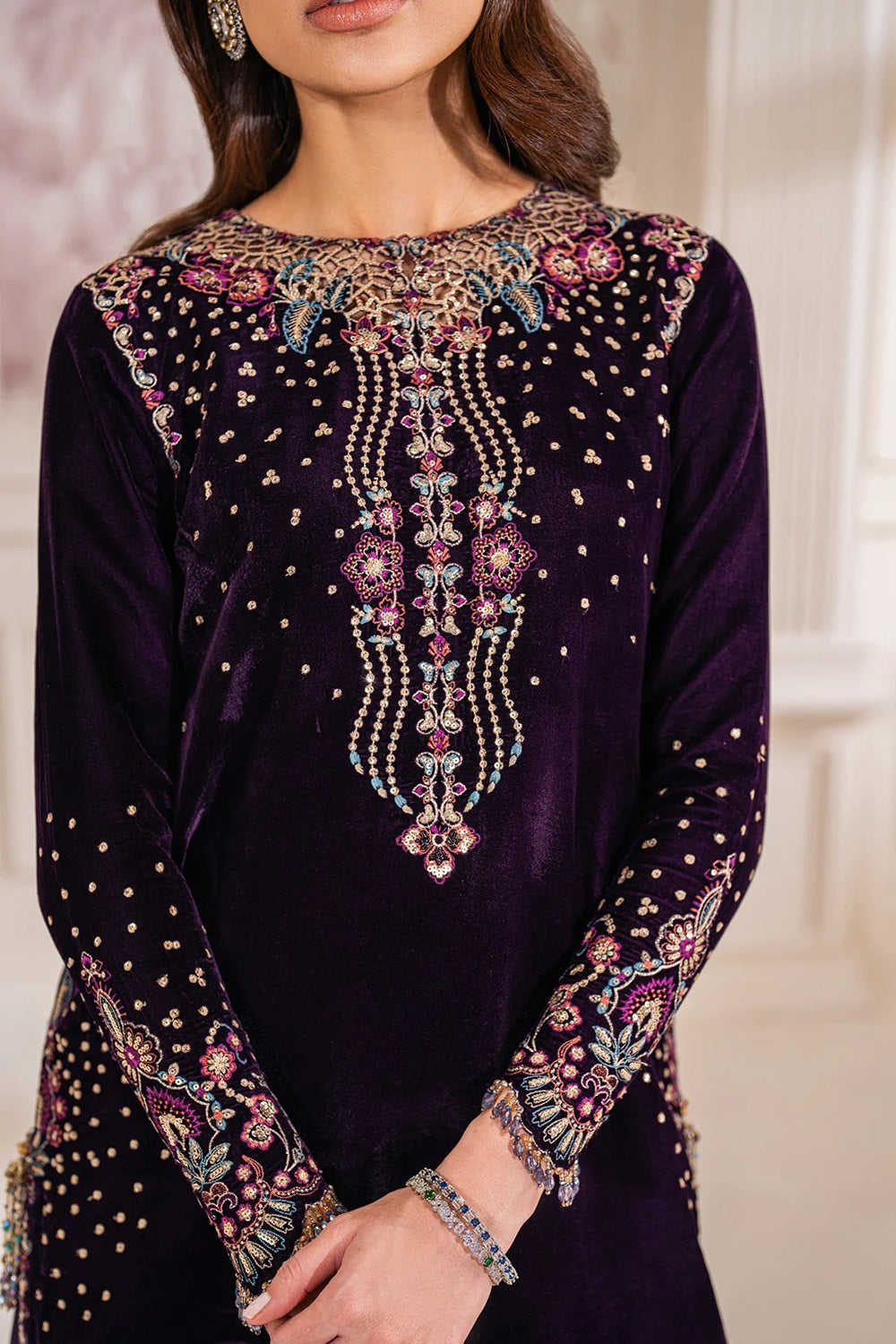 BAROQUE EMBROIDERED VELVET FORMAL UF-748 - TC-1083