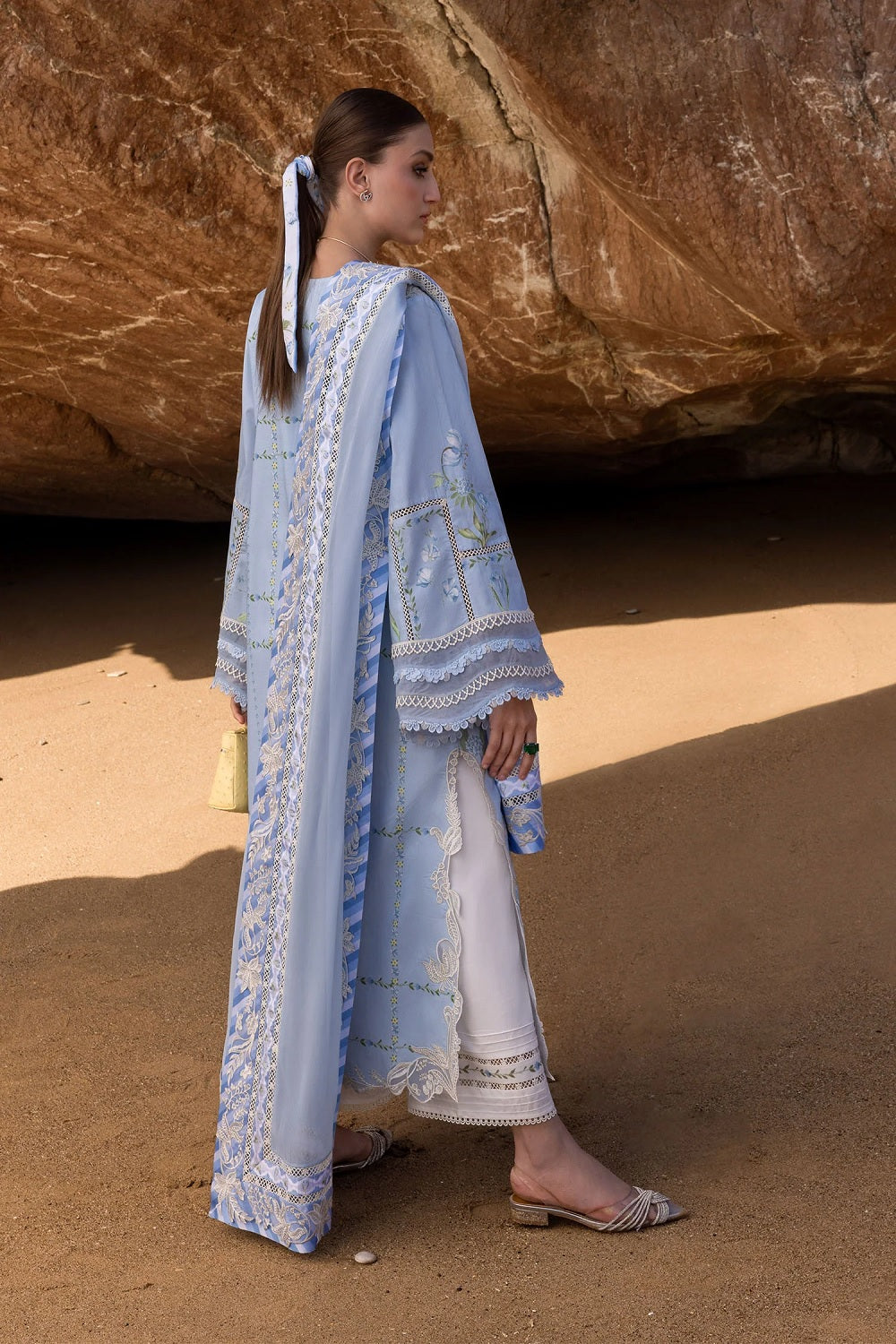 FLOW BY CRIMSON Chikankari Lawn'25 A Girl In The Garden - D7 B - TC-1348