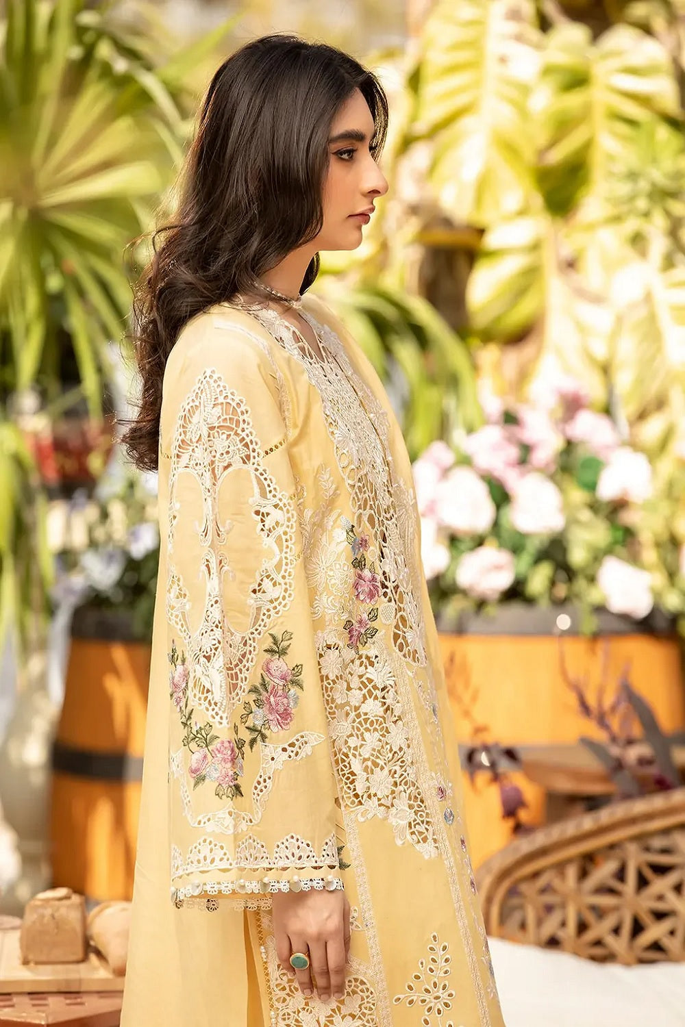 Elaf Premium - Luxury Lawn Edition' 25 - ELM-2B ROSHNE - TC-1239