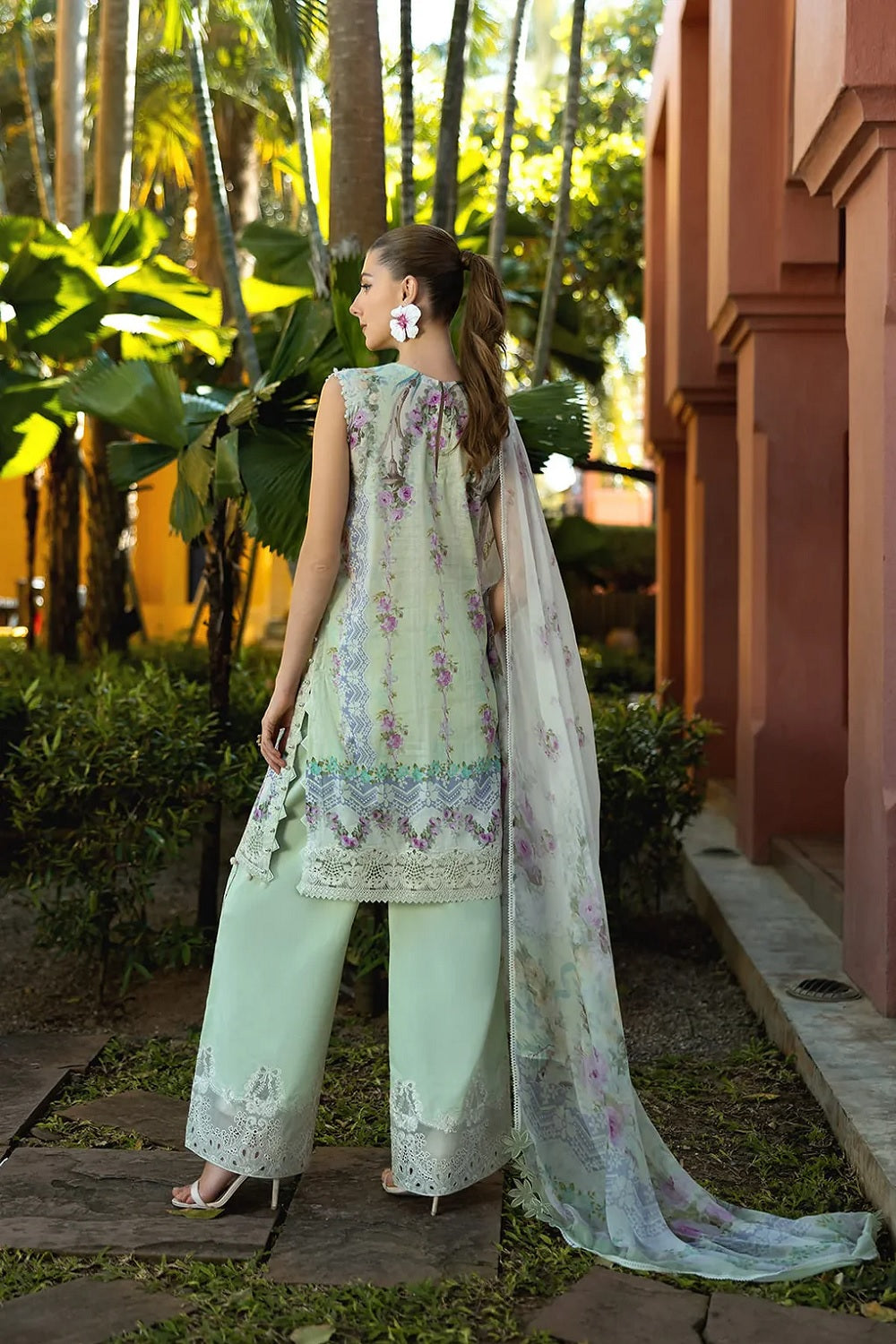 Elaf Signature Embroidered Lawn Collection 2025 - ETS-01A ARIA - TC-1319