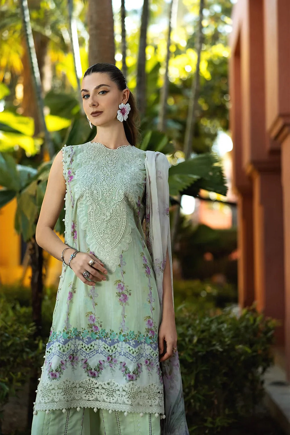 Elaf Signature Embroidered Lawn Collection 2025 - ETS-01A ARIA - TC-1319
