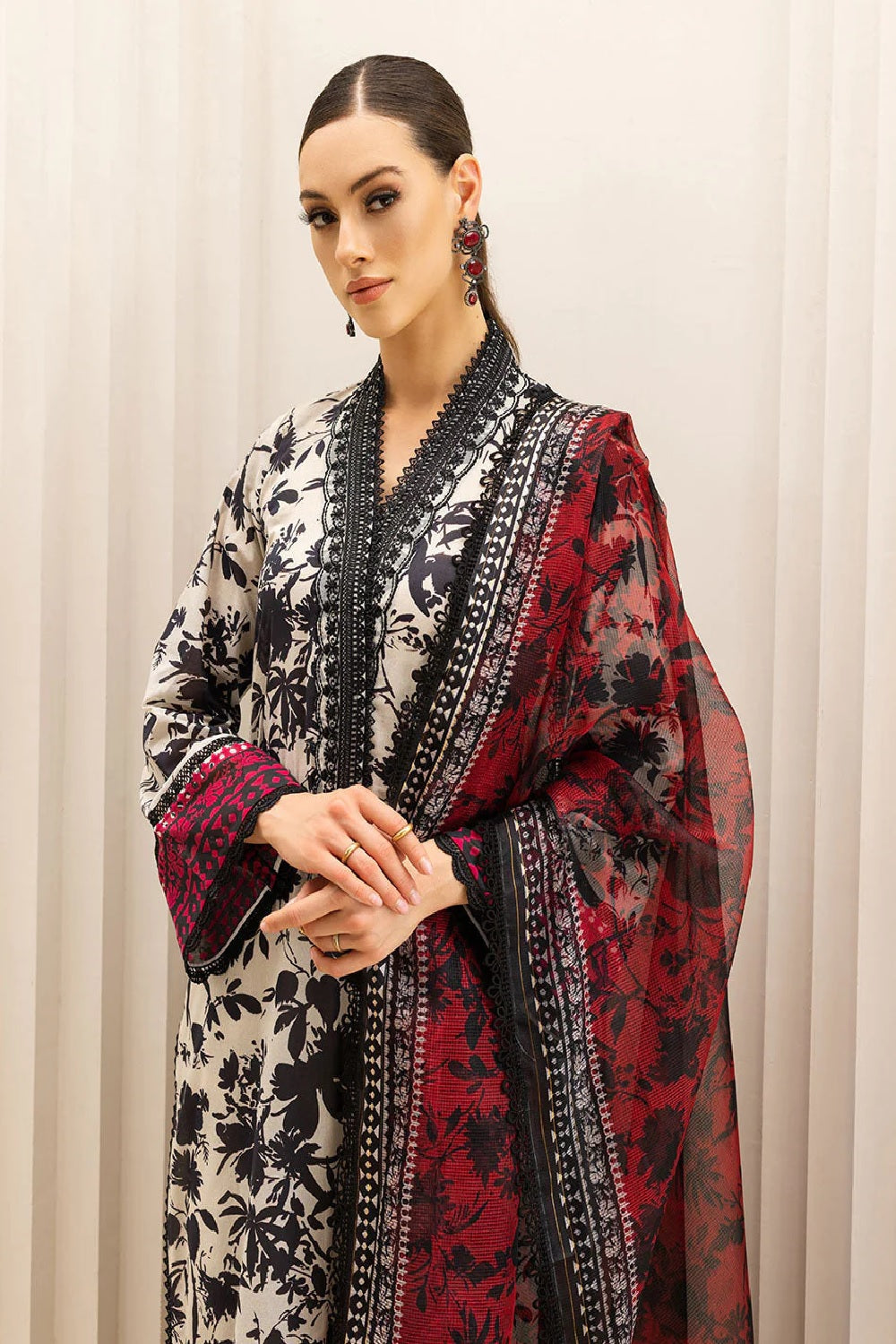 Zainab Chottani Tahra Lawn'23 - MYSTI-PEONY 5B - TC-606
