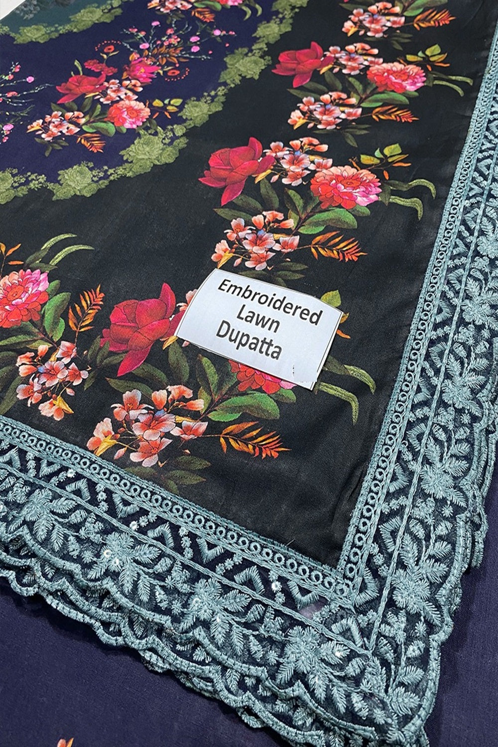 Baroque Printer & Embroidered Summer Lawn Edition UF-4337 - TC-1484