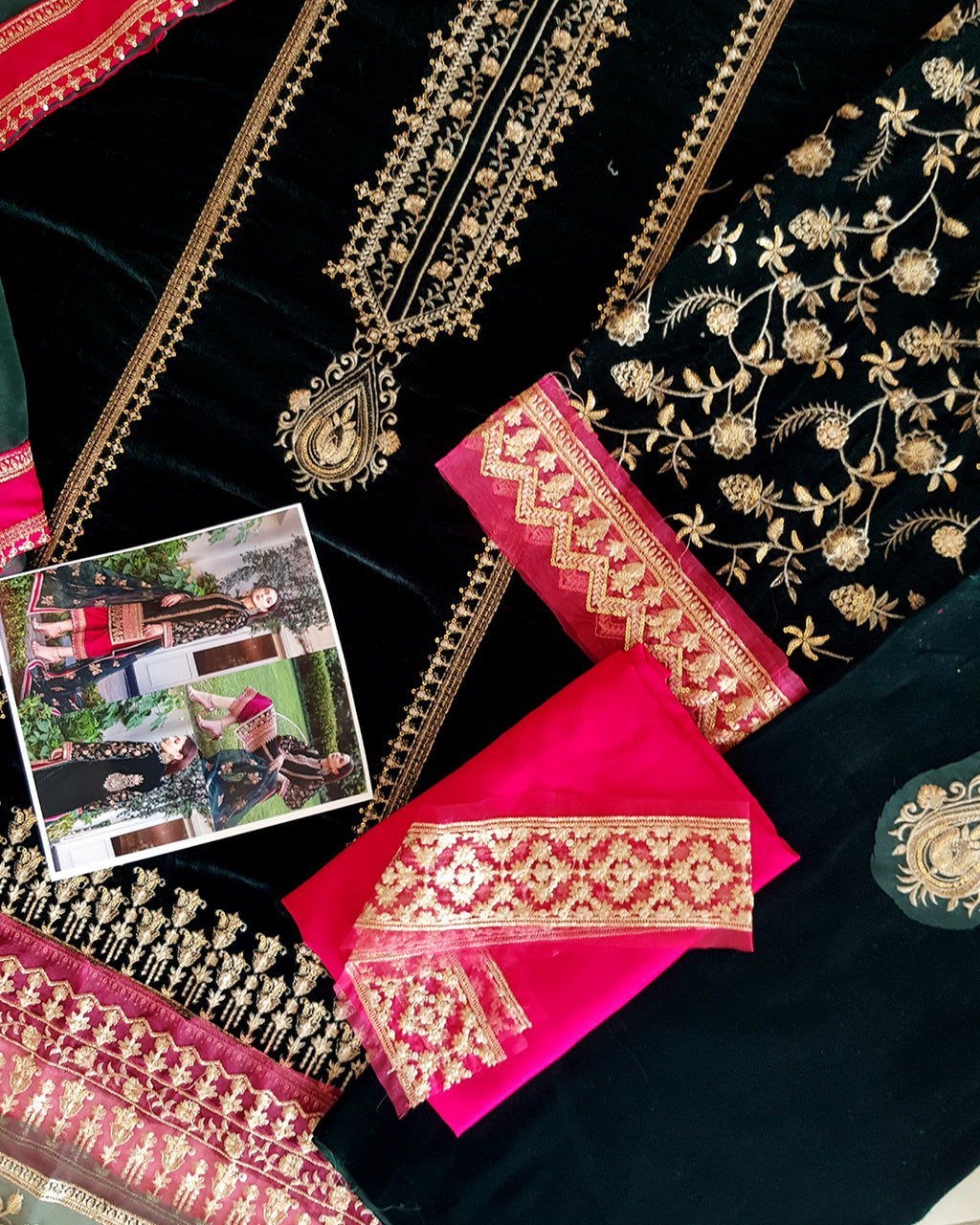 Zainab Chottani - Velvet Collection'22 - PAREESHAY - TC-267