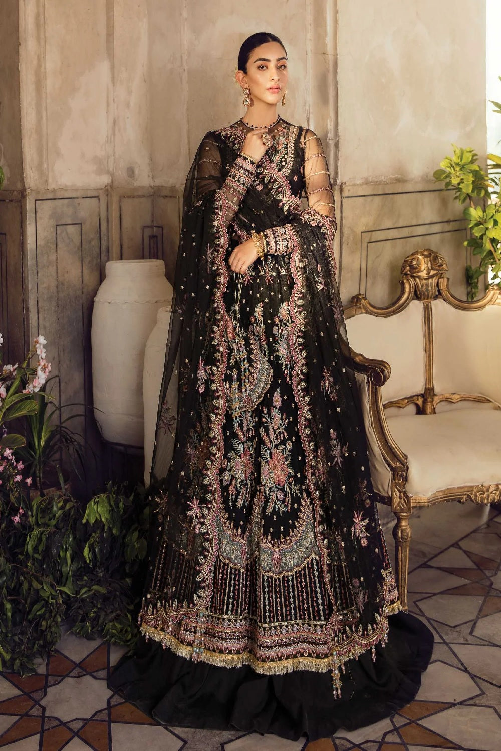 BEST PLACES FOR GETTING LEHENGAS ON RENT IN DELHI