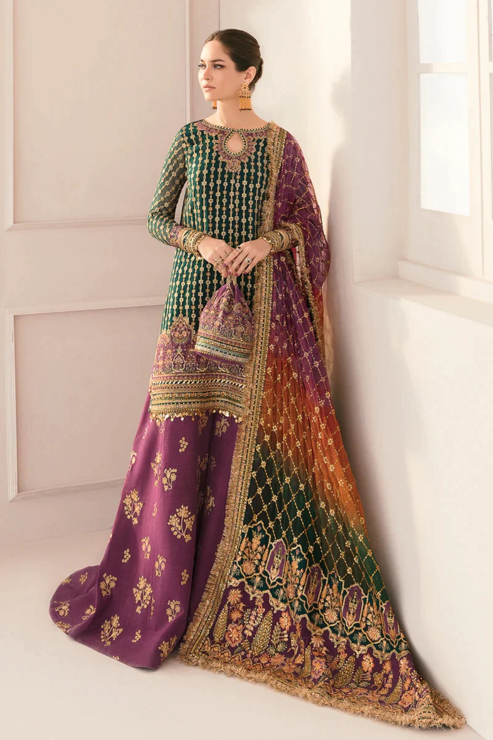 Baroque - Chantelle Embroidered Collection'23 - CH11-06 - TC-661