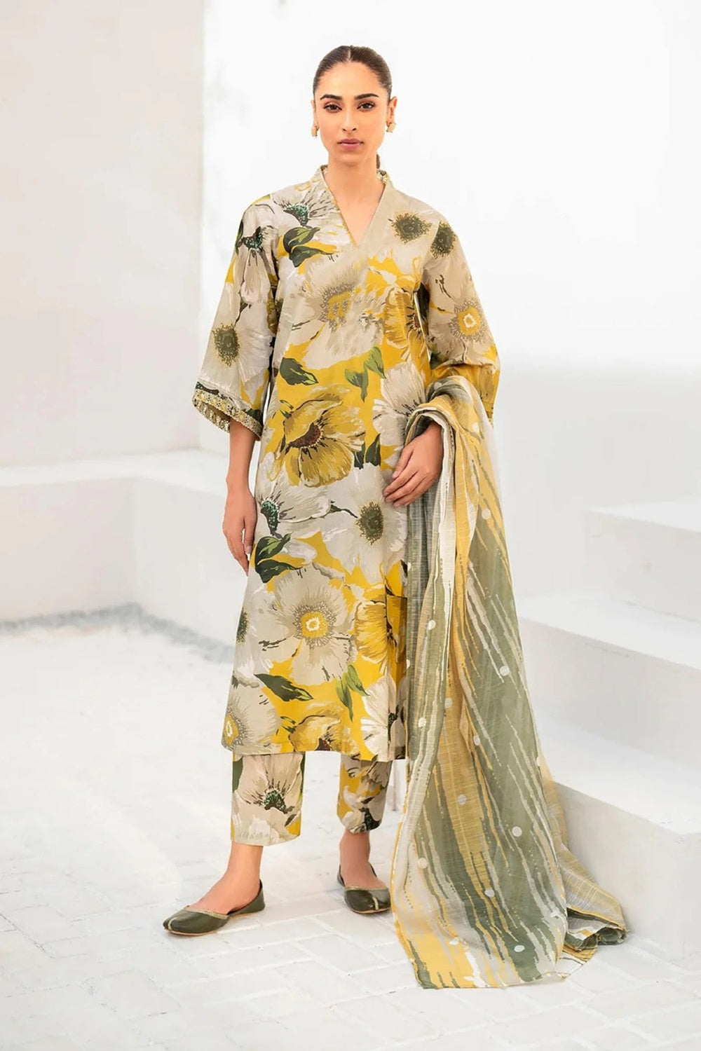 BAROQUE EMBROIDERED LAWN EDITION'25 - TC-1249
