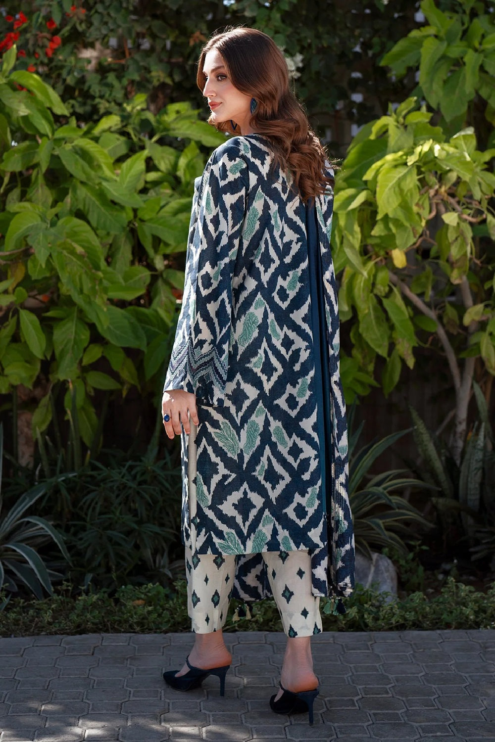 Baroque Printed Embroidered Lawn'26 - SF-4069 - TC-1539