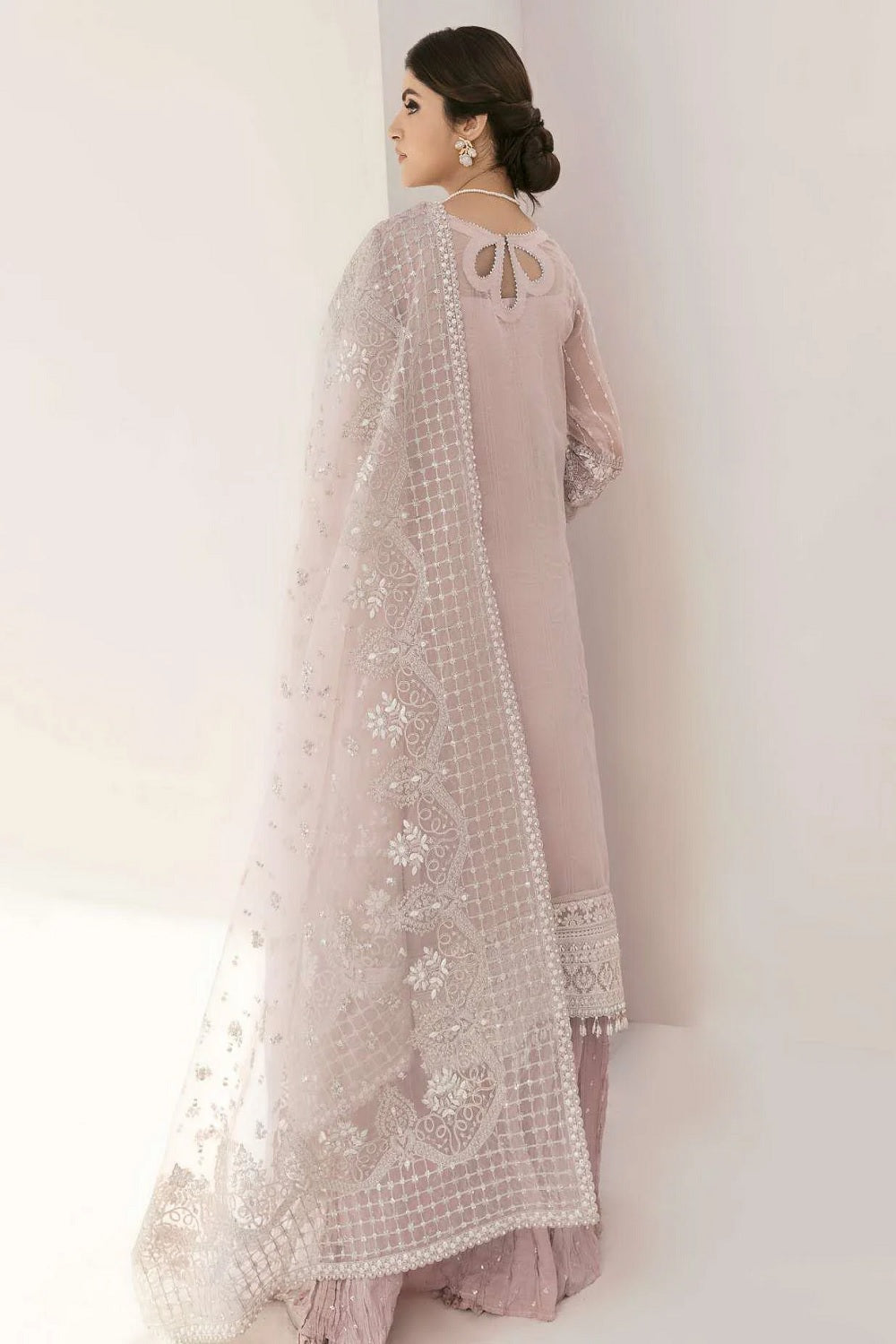 Baroque Chantelle Embroidered Lawn Edition'25 - CH11-D05 - TC-611