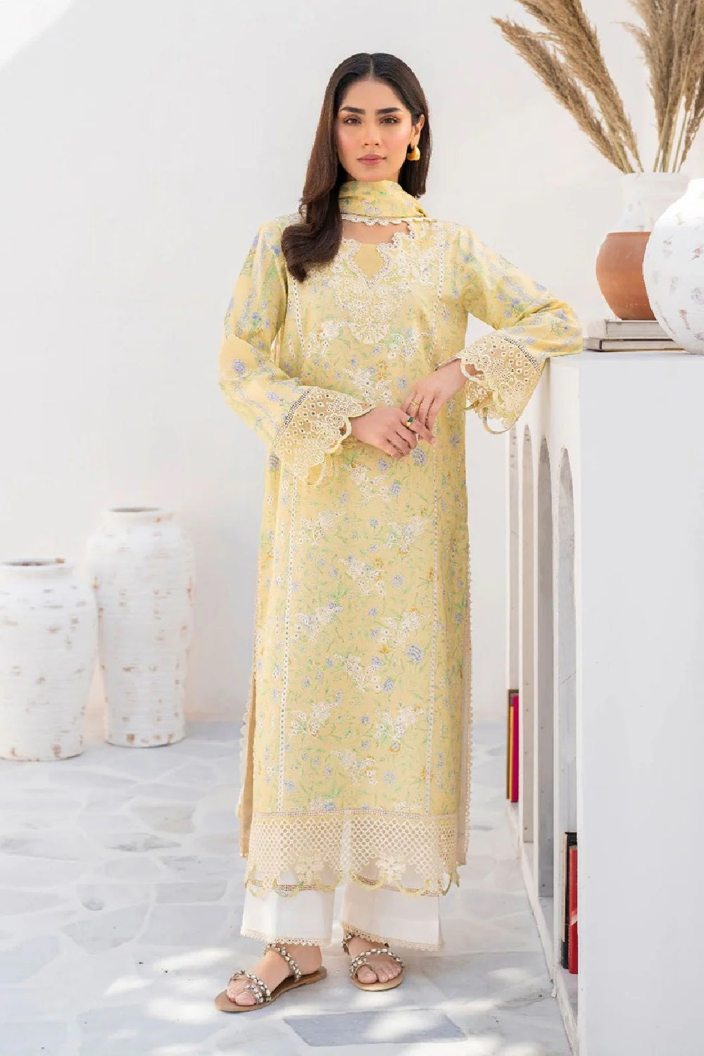 BAROQUE EMBROIDERED LAWN D-581 BEGONIA - TC-1159