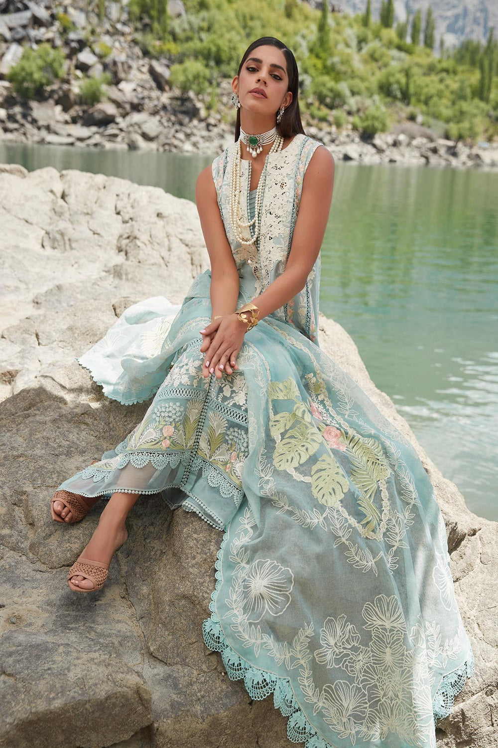 Crimson X Saira Shakira Luxury Lawn 2024 - Chikkankari Affair - D2 A - TC-630