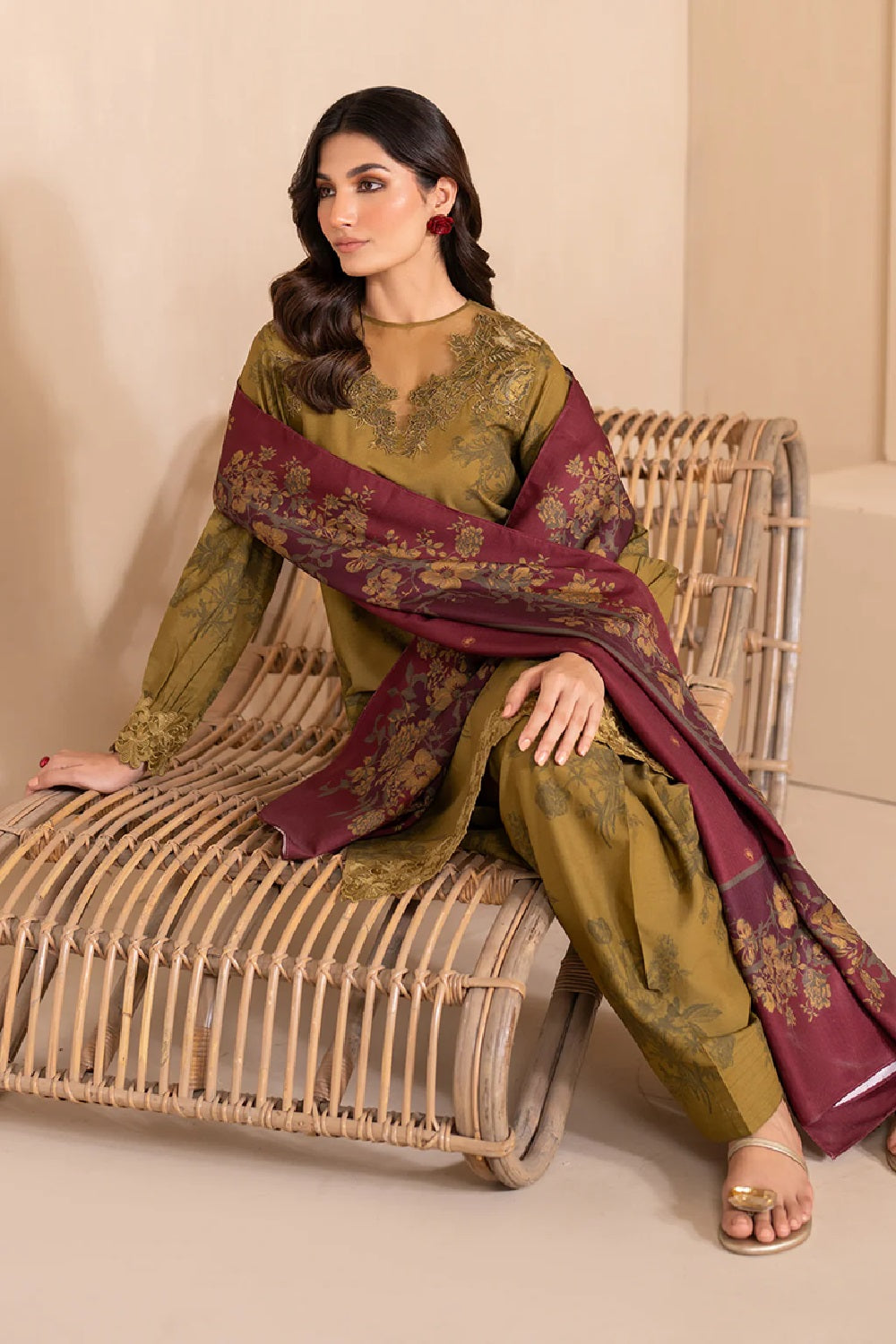 Iznik Festive Lawn Summer'25 - UE-344 - TC-1228