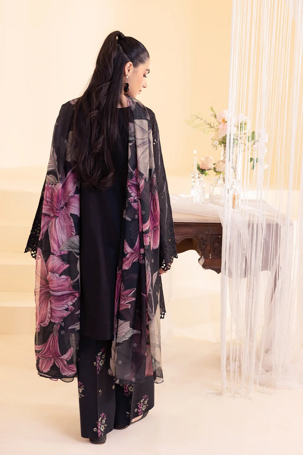 Iznik Luxury Embroidered Lawn Eid Edit'26 - UE-253 - TC-1620