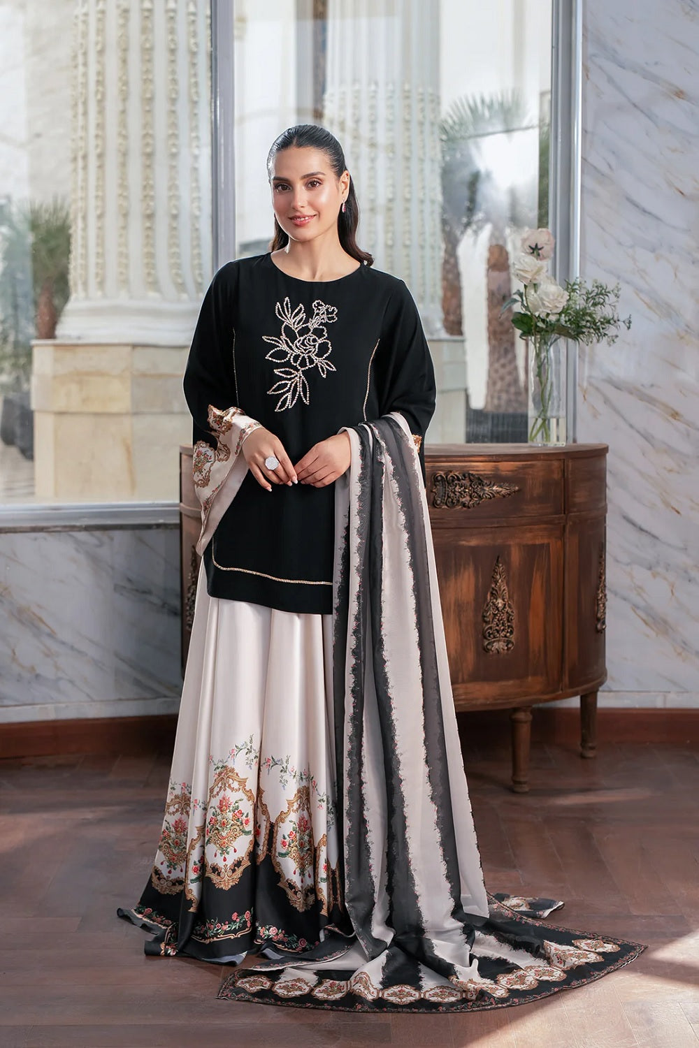 Lulusar Eid featuring Iqra Aziz Shamoz Silk - ELRAE - TC-1749