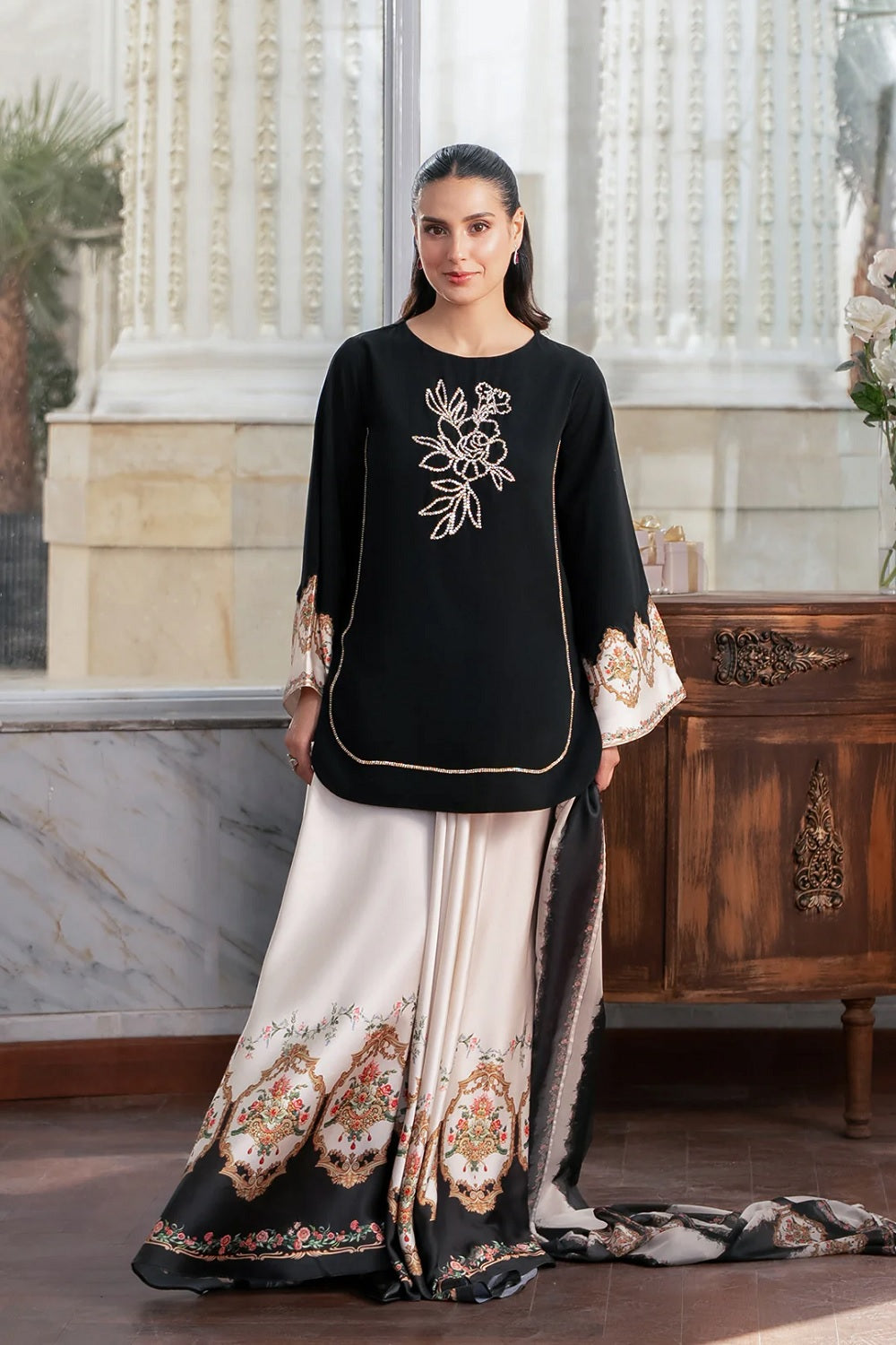 Lulusar Eid featuring Iqra Aziz Shamoz Silk - ELRAE - TC-1749