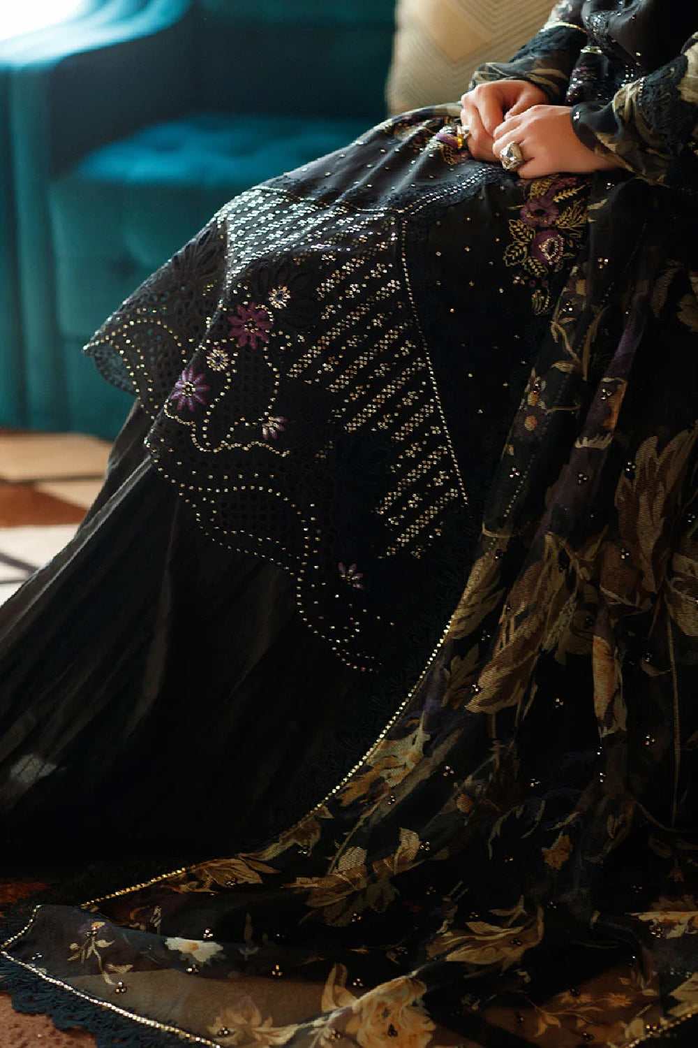 Mushq Astoria Festive Lawn '23 - OLIVIA - TC-547