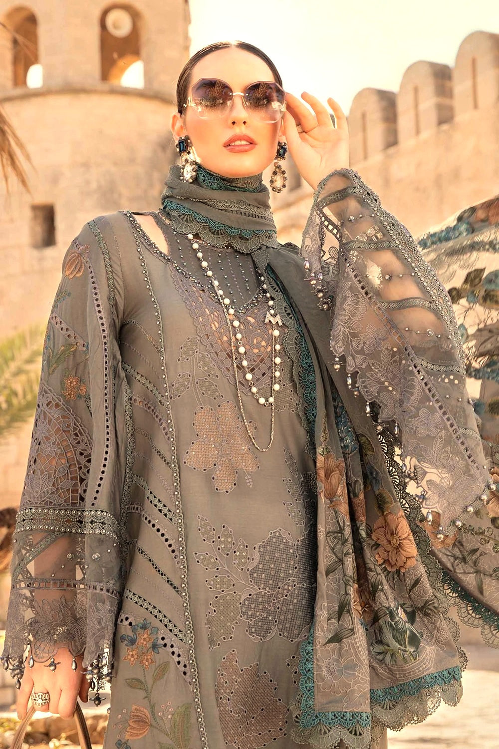 Maria.B. Luxury Lawn'24 - D-2407-B - TC-774