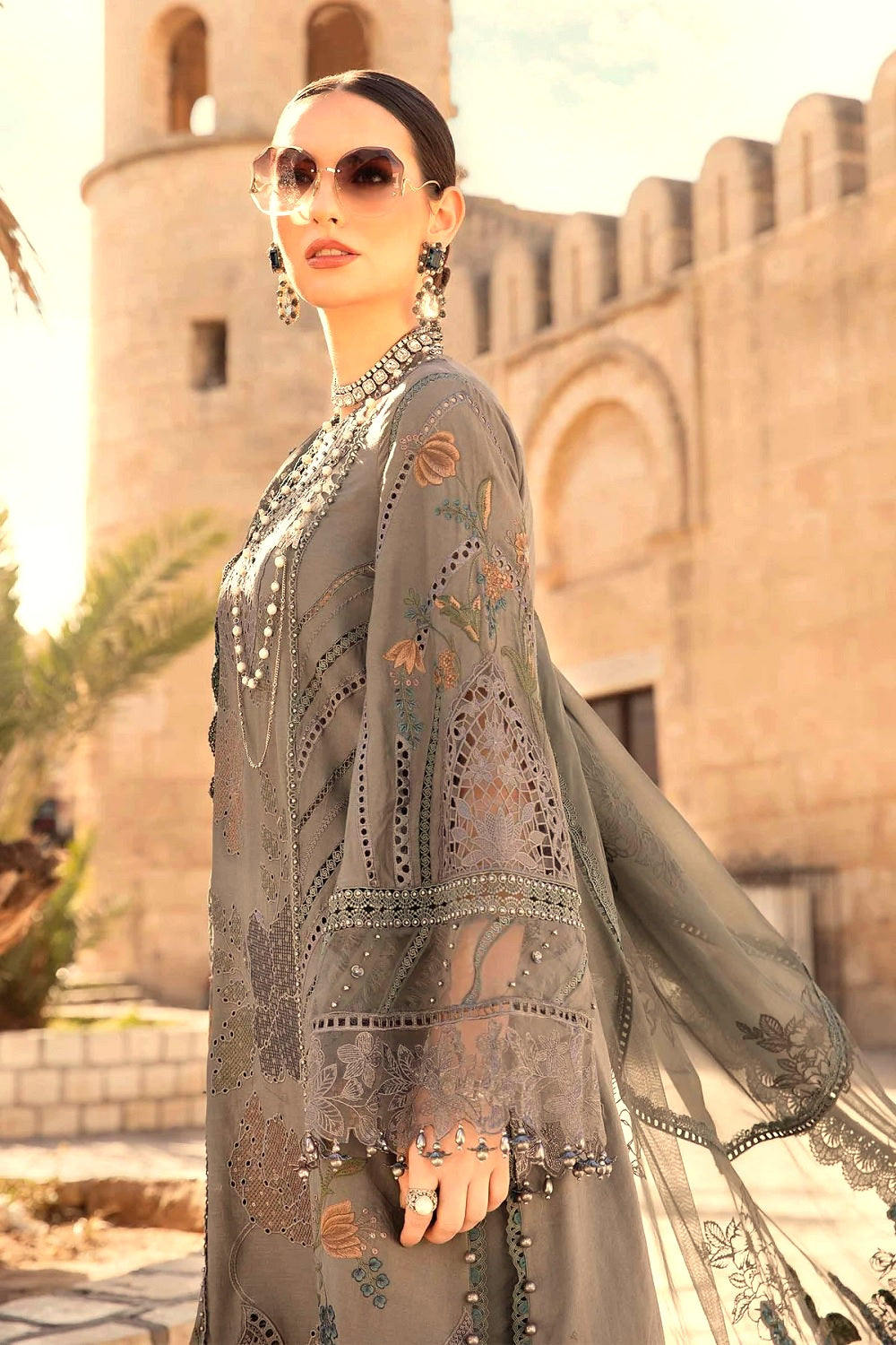 Maria.B. Luxury Lawn'24 - D-2407-B - TC-774