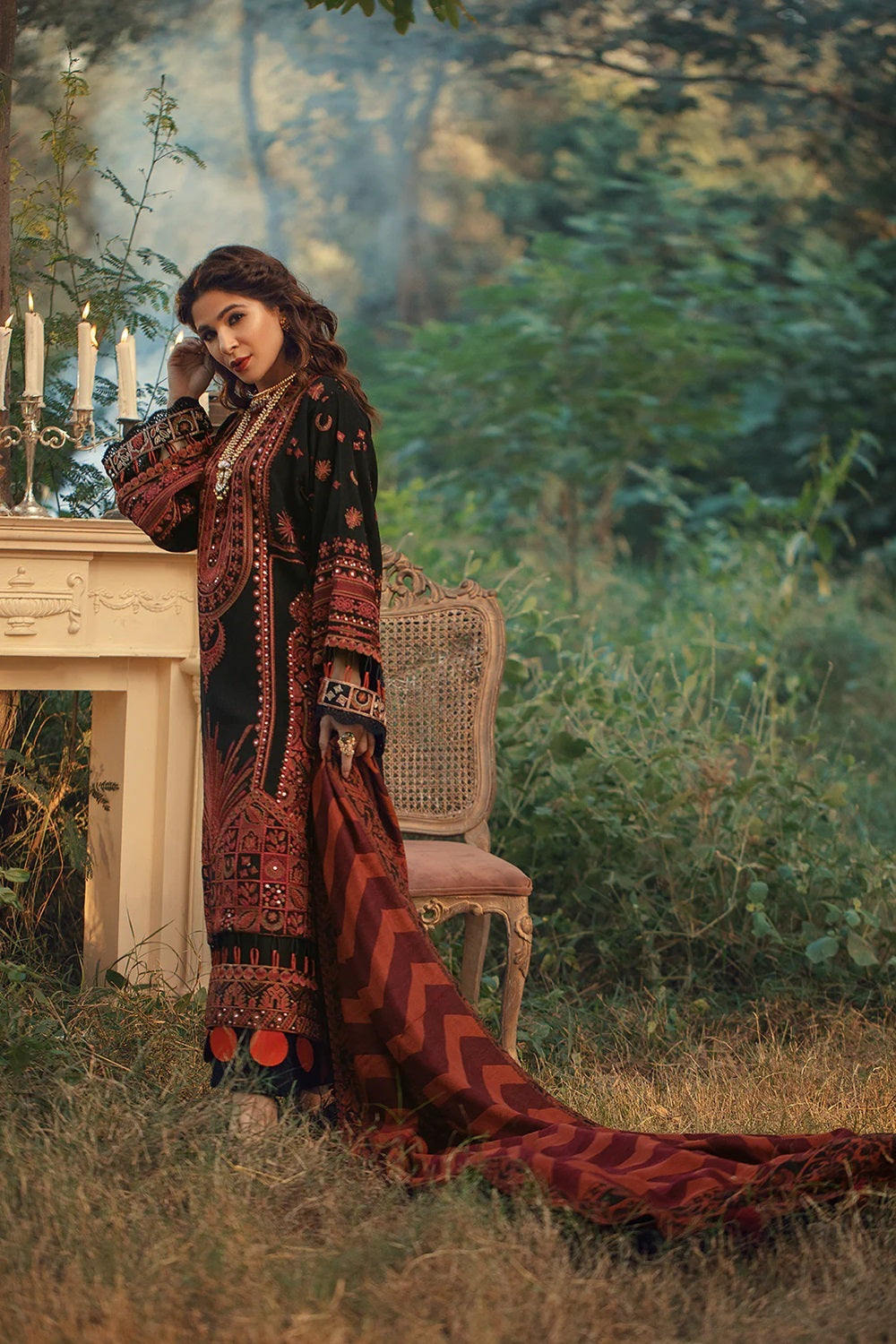 Maryam Hussain Luxury Lawn'24 NAPOLI D-01 - TC-759