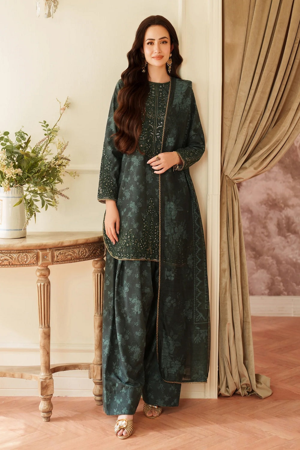 Mohagni Printed Embroidered Lawn'26 - BLS-58 - TC-1529