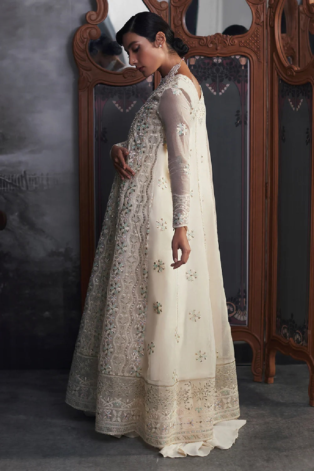 Qala By Mushq - Luxury Kamdaani Festive Collection - AAILA - TC-554