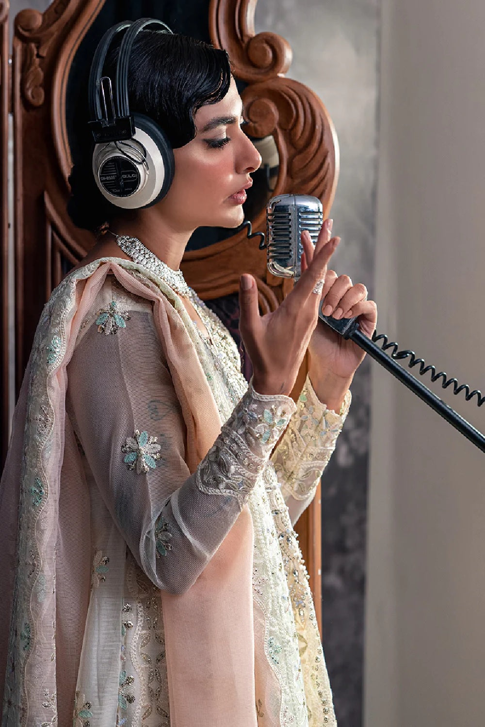 Qala By Mushq - Luxury Kamdaani Festive Collection - AAILA - TC-554