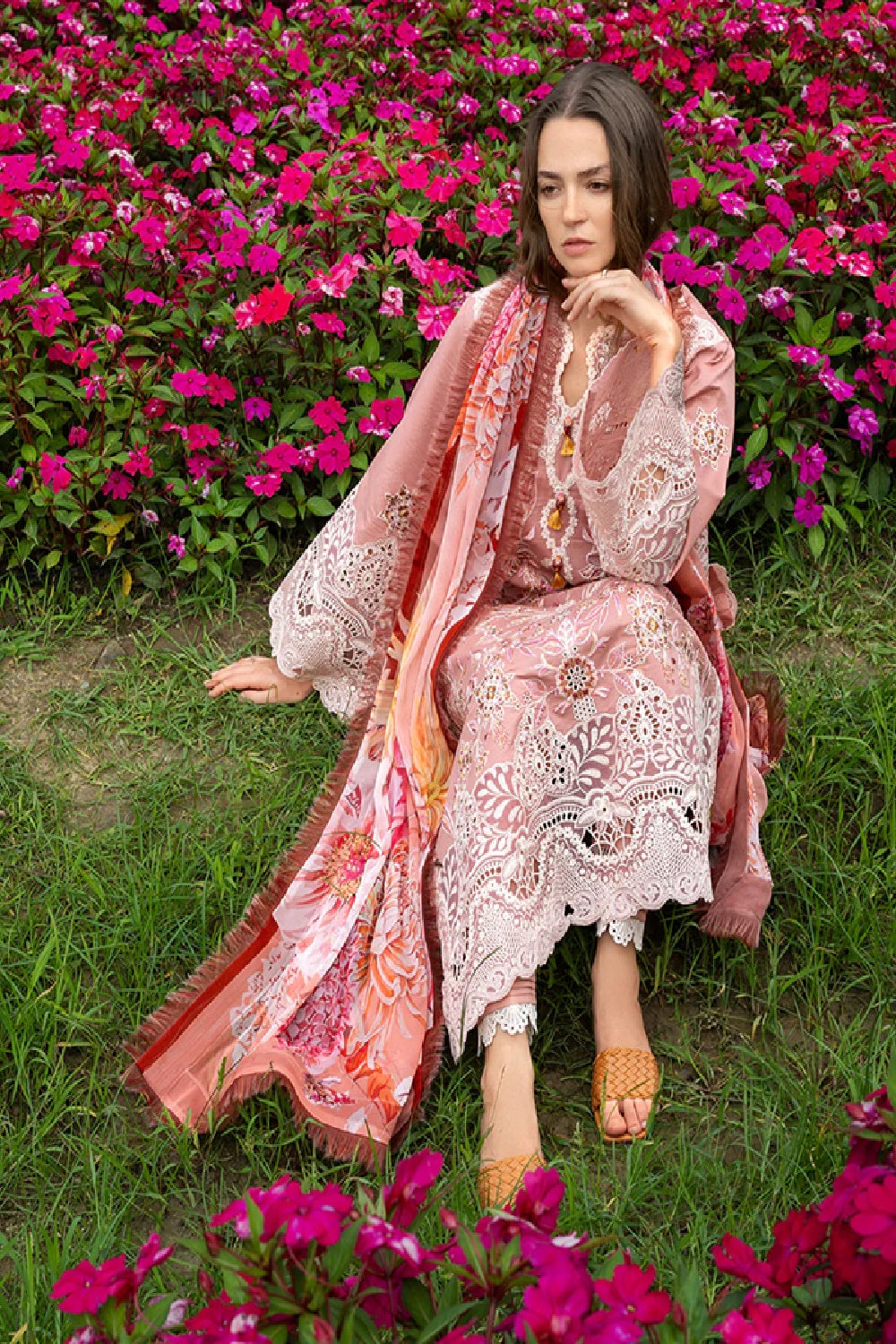 Mushq Hemline The Secerat Garden Luxury Lawn - Peach Blossom - TC-1508