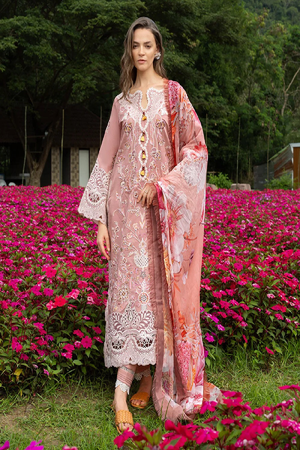 Mushq Hemline The Secerat Garden Luxury Lawn - Peach Blossom - TC-1508