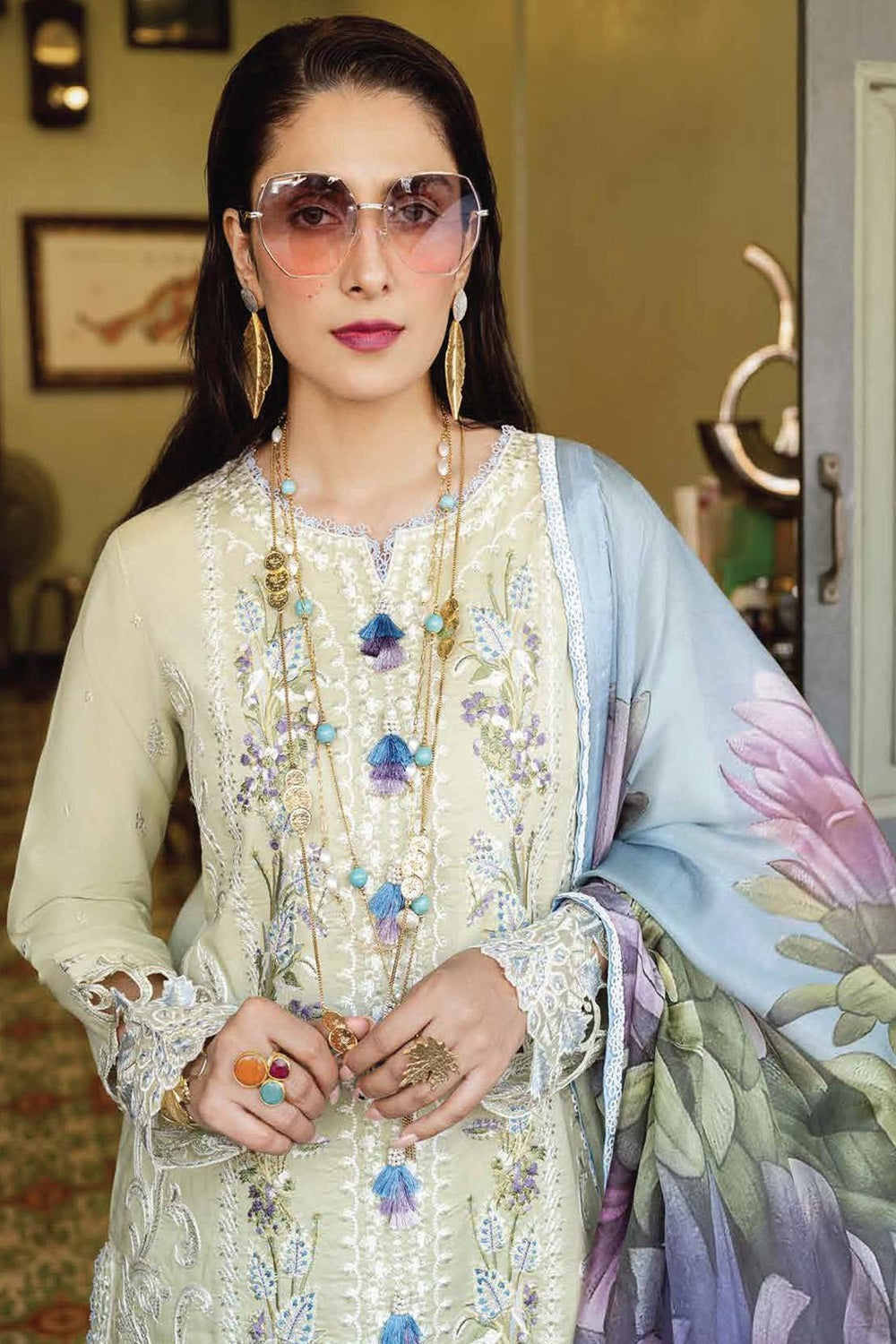 Mushq LAWANA Luxury Lawn 2023 - EMON - TC-686