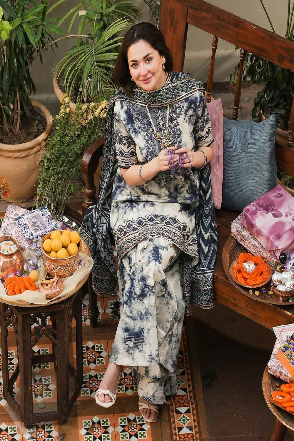 Sapphire Luxury Printed Embroidered Lawn'25 - TC-1279