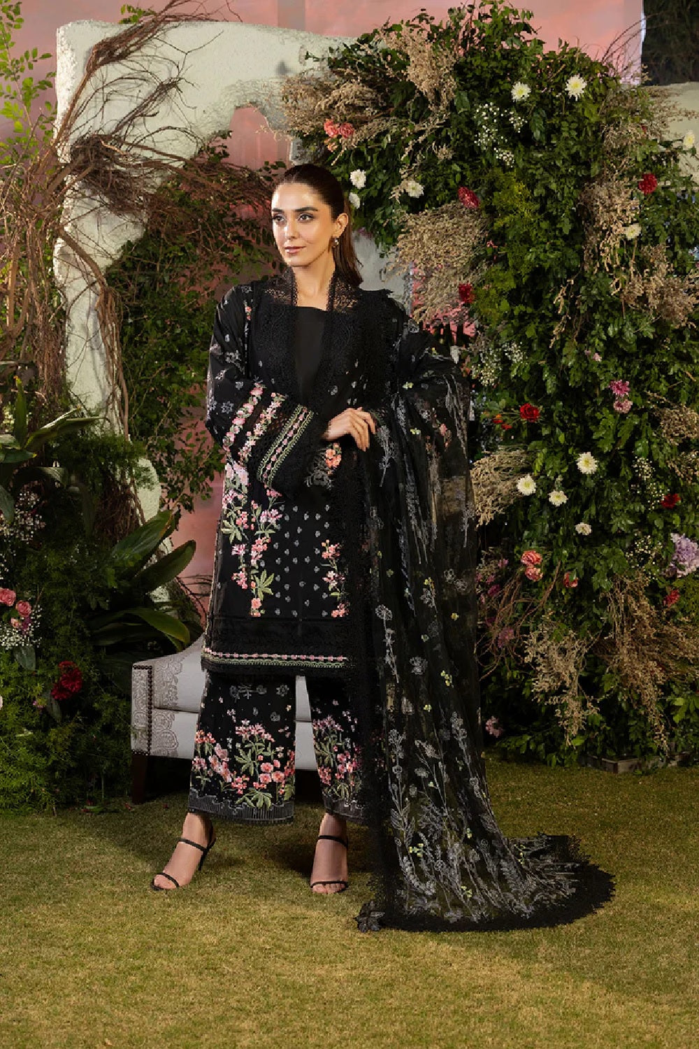 Sobia Nazir Luxury Lawn'25 D 14 B - TC-1211