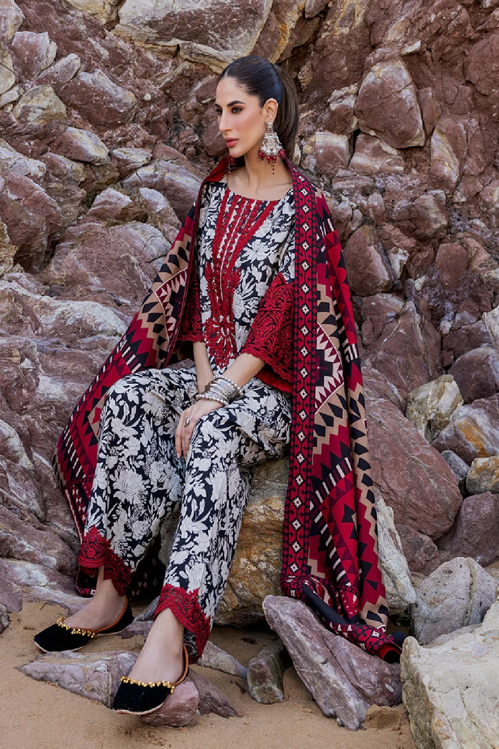 Zainab Chottani Lawn'26 - ASNA-DESIGN-3 - TC-1553