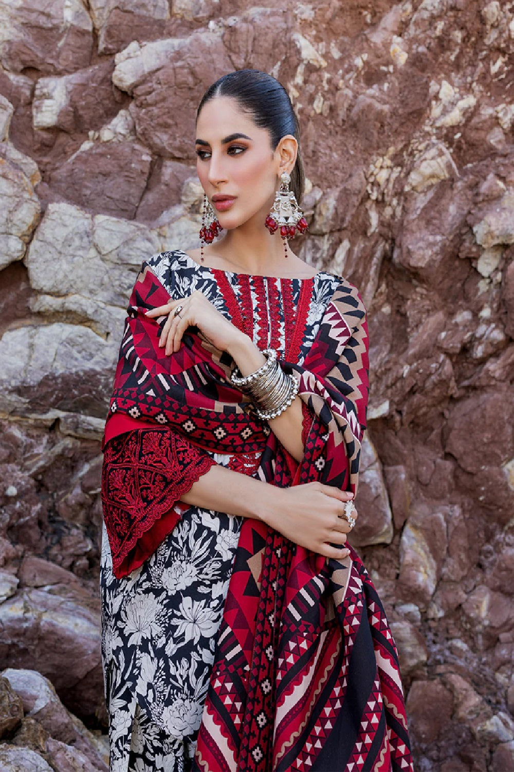 Zainab Chottani Lawn'26 - ASNA-DESIGN-3 - TC-1553