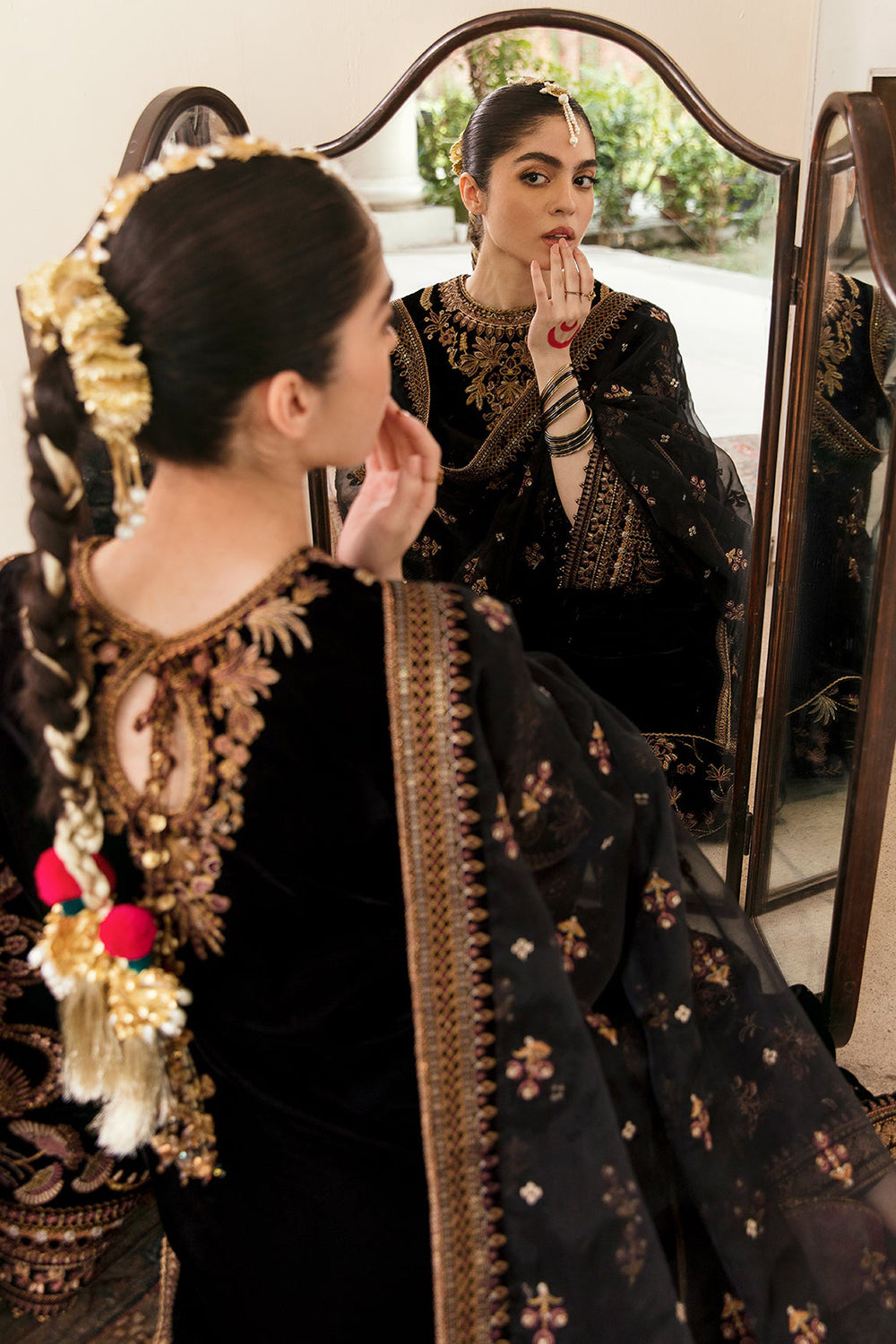 Baroque Luxury Embroidered Velvet - UF-253 - TC-262