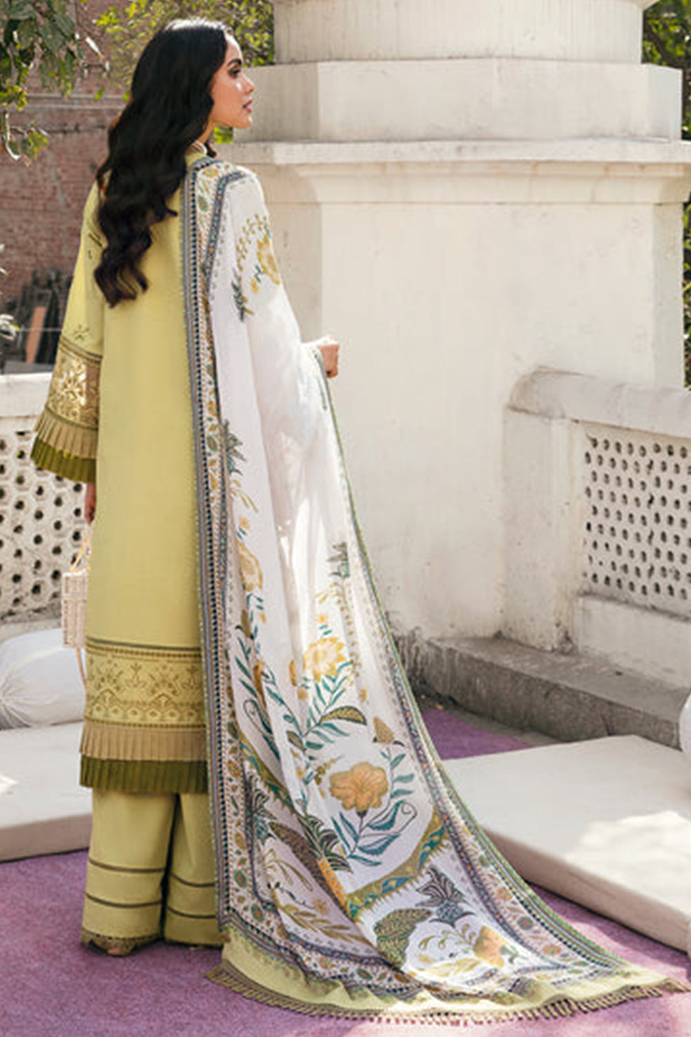 Afrozeh - Lamhay Luxury Lawn Edit'23 - SAGE - TC-322